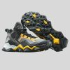pure black colour breathable hiking shoes in bulk