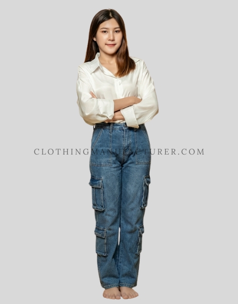 womens denim cargo with multiple pockets supplier