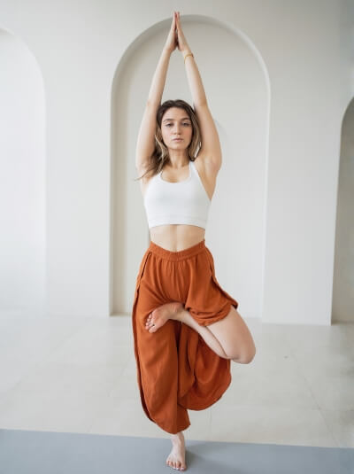 custom yoga clothing in poland